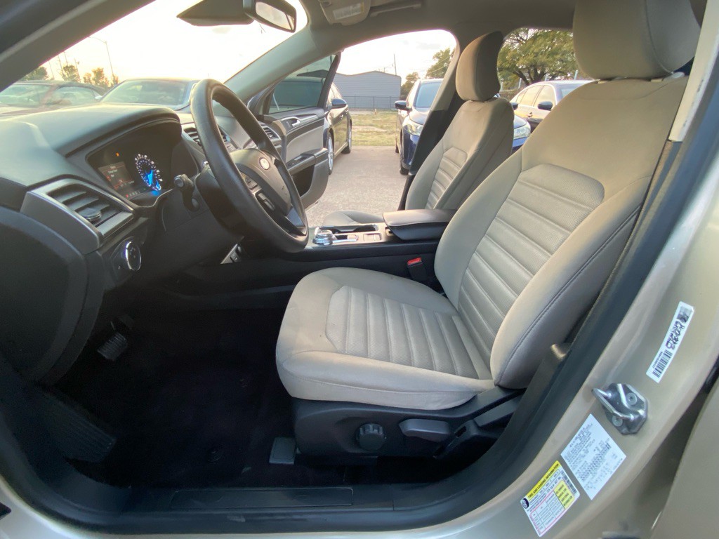 2019 Ford Fusion Image 15