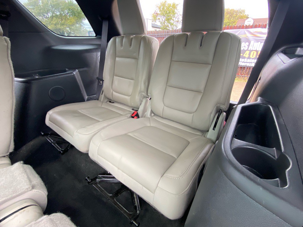2013 Ford Explorer Image 17