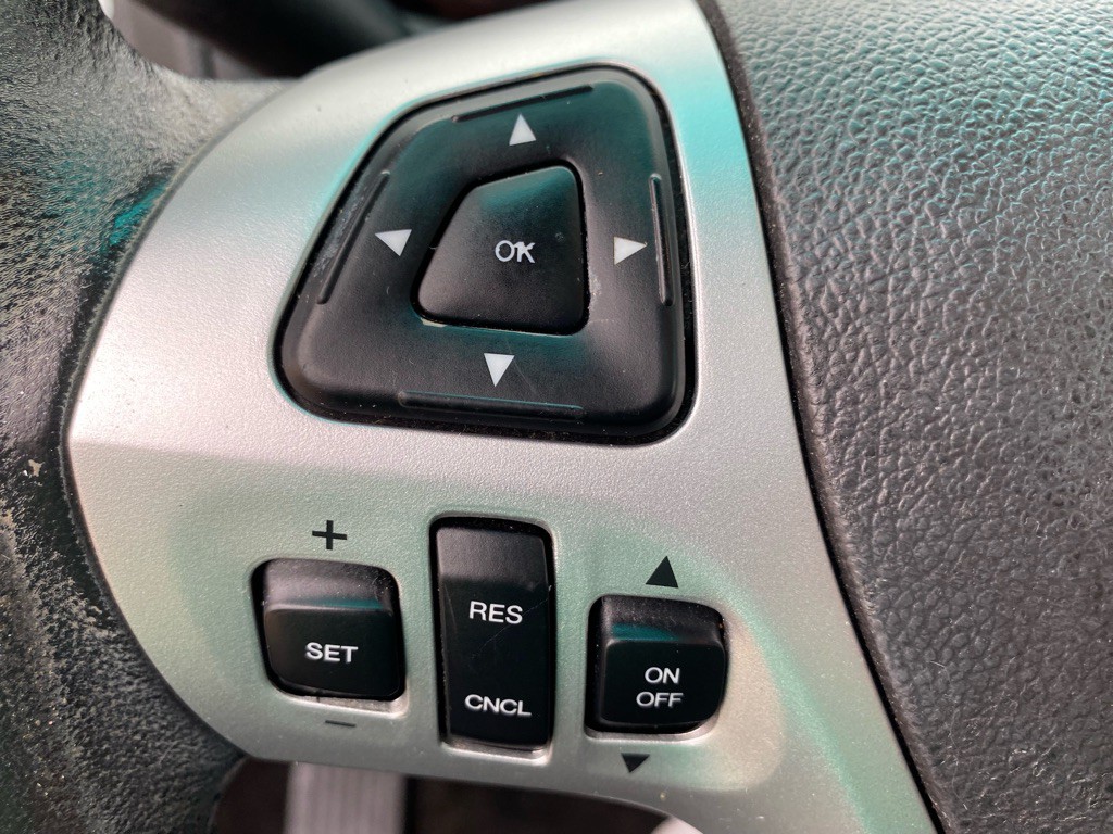 2013 Ford Explorer Image 25