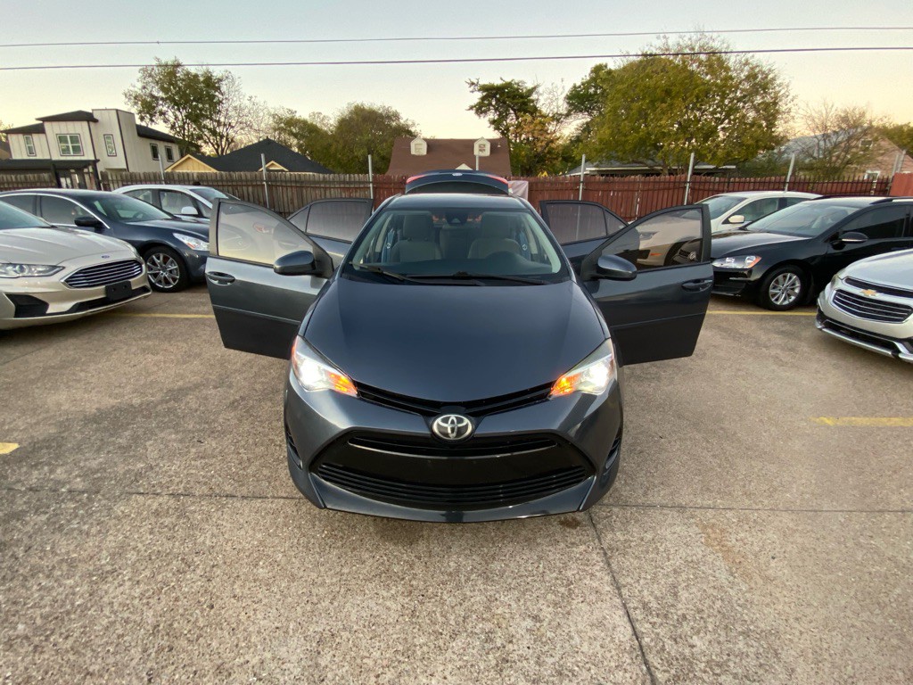 2018 Toyota Corolla Image 8