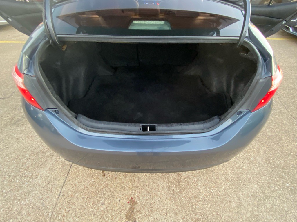 2018 Toyota Corolla Image 17