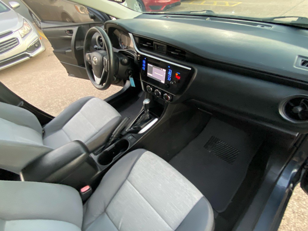 2018 Toyota Corolla Image 20