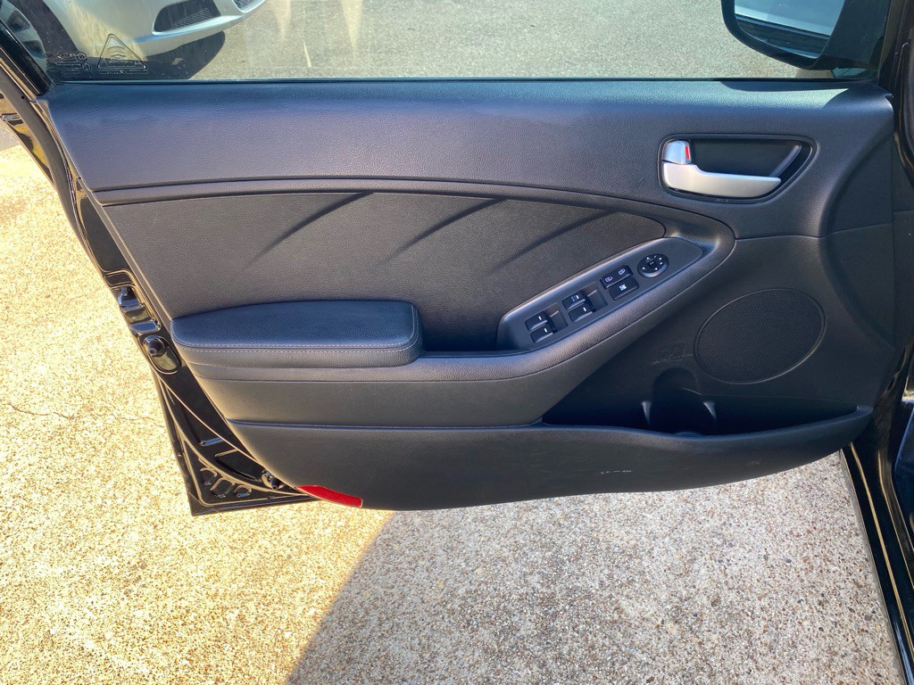 2018 Kia Forte Image 13