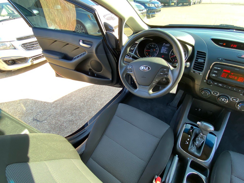 2018 Kia Forte Image 23