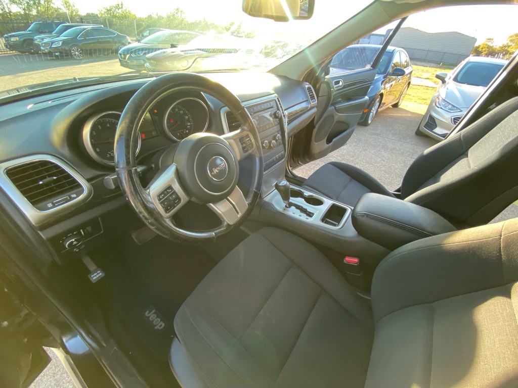 2012 Jeep Grand Cherokee Image 14