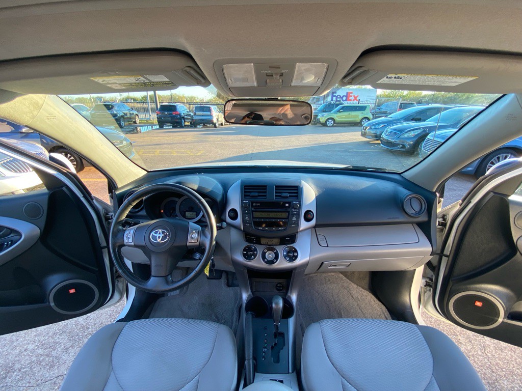 2008 Toyota Rav4 Image 21