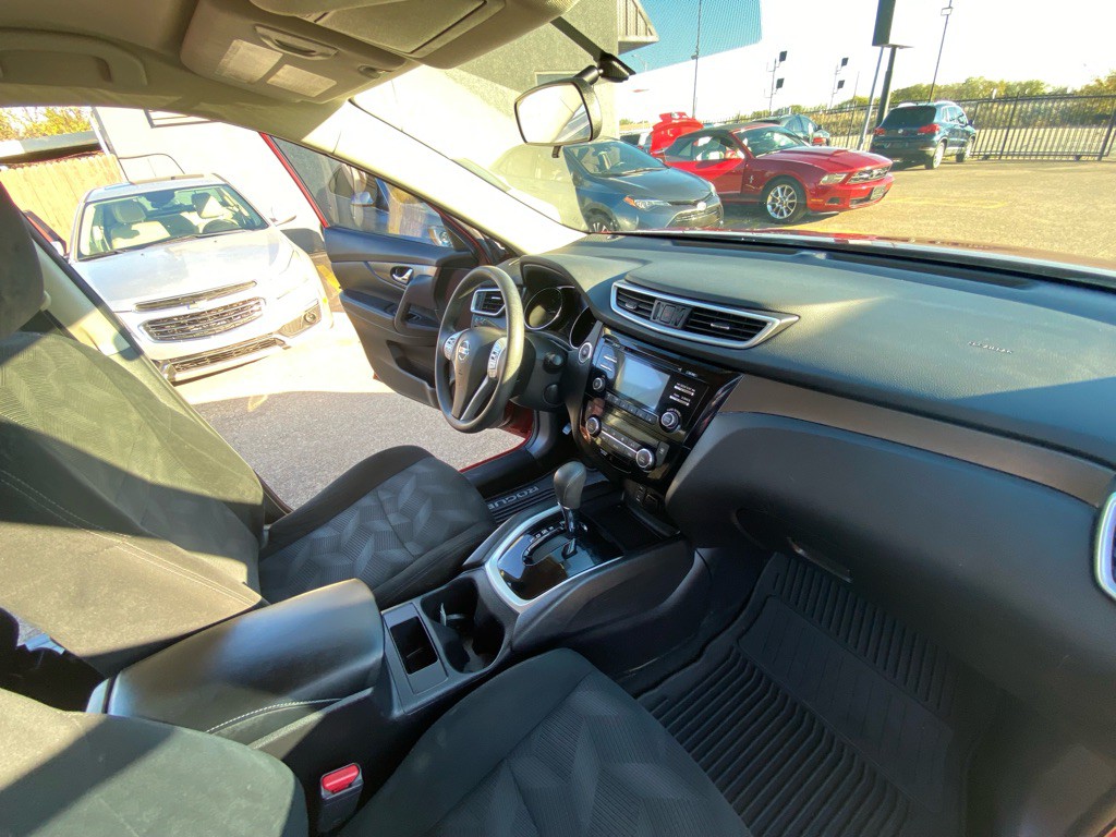 2015 Nissan Rogue Image 20