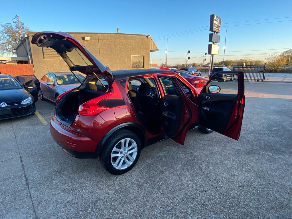 2013 Nissan Juke Image 12