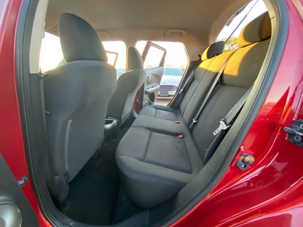 2013 Nissan Juke Image 16