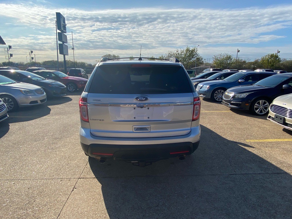 2011 Ford Explorer Image 5