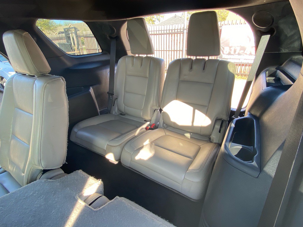 2011 Ford Explorer Image 17