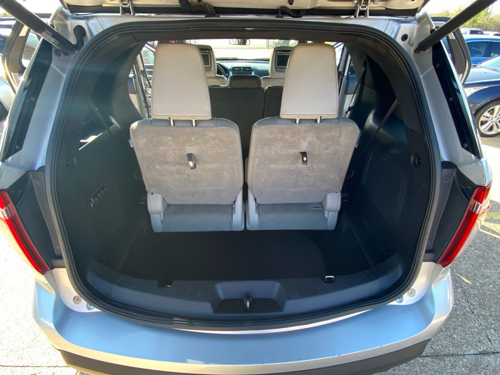 2011 Ford Explorer Image 18