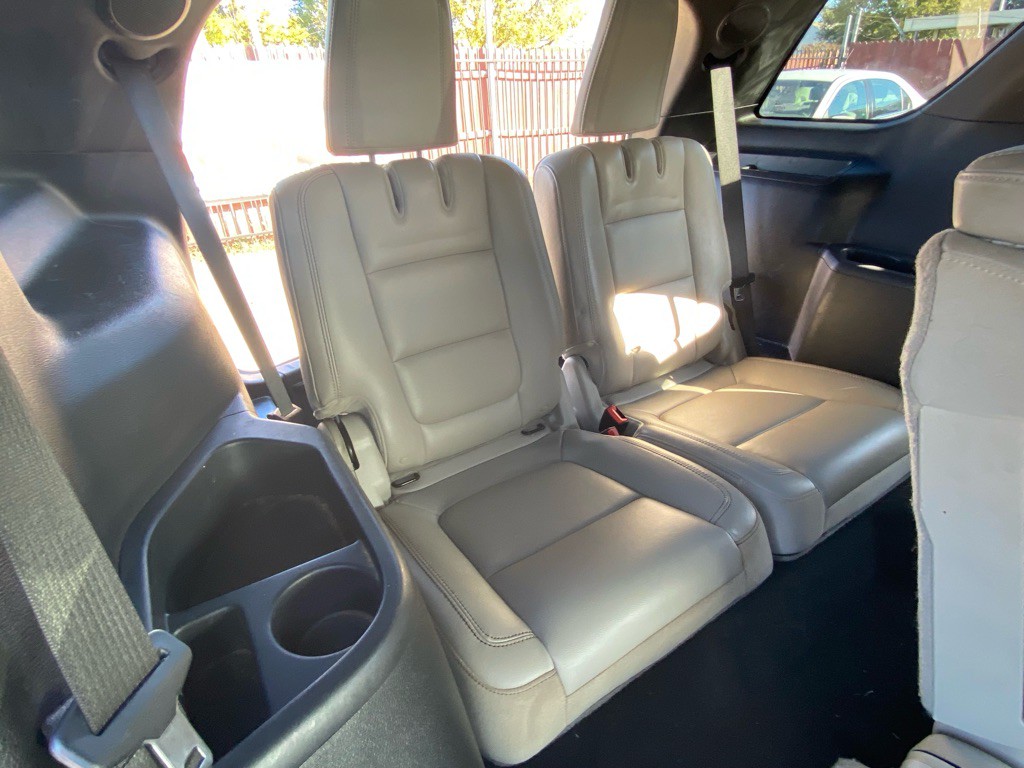 2011 Ford Explorer Image 19