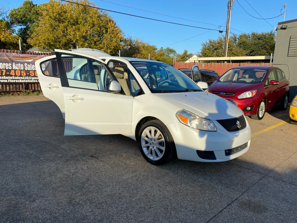 2011 Suzuki SX4 Image 7