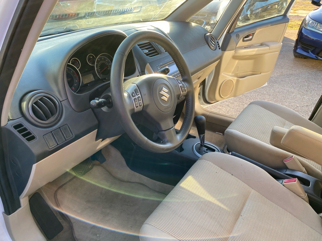 2011 Suzuki SX4 Image 14