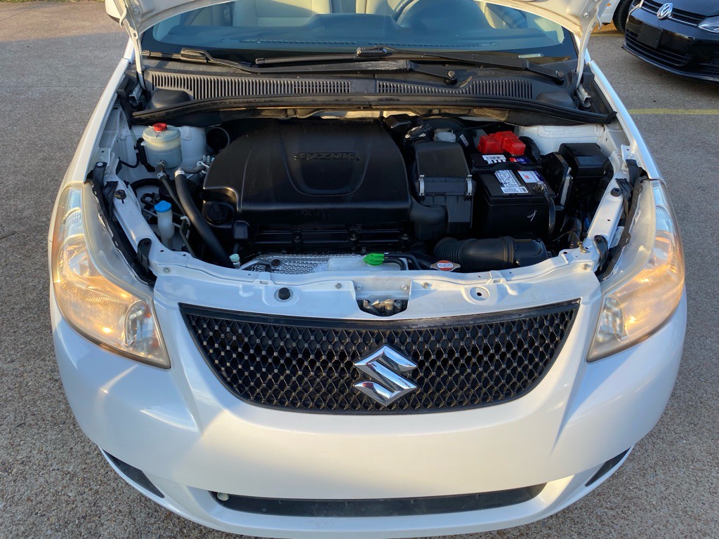 2011 Suzuki SX4 Image 28
