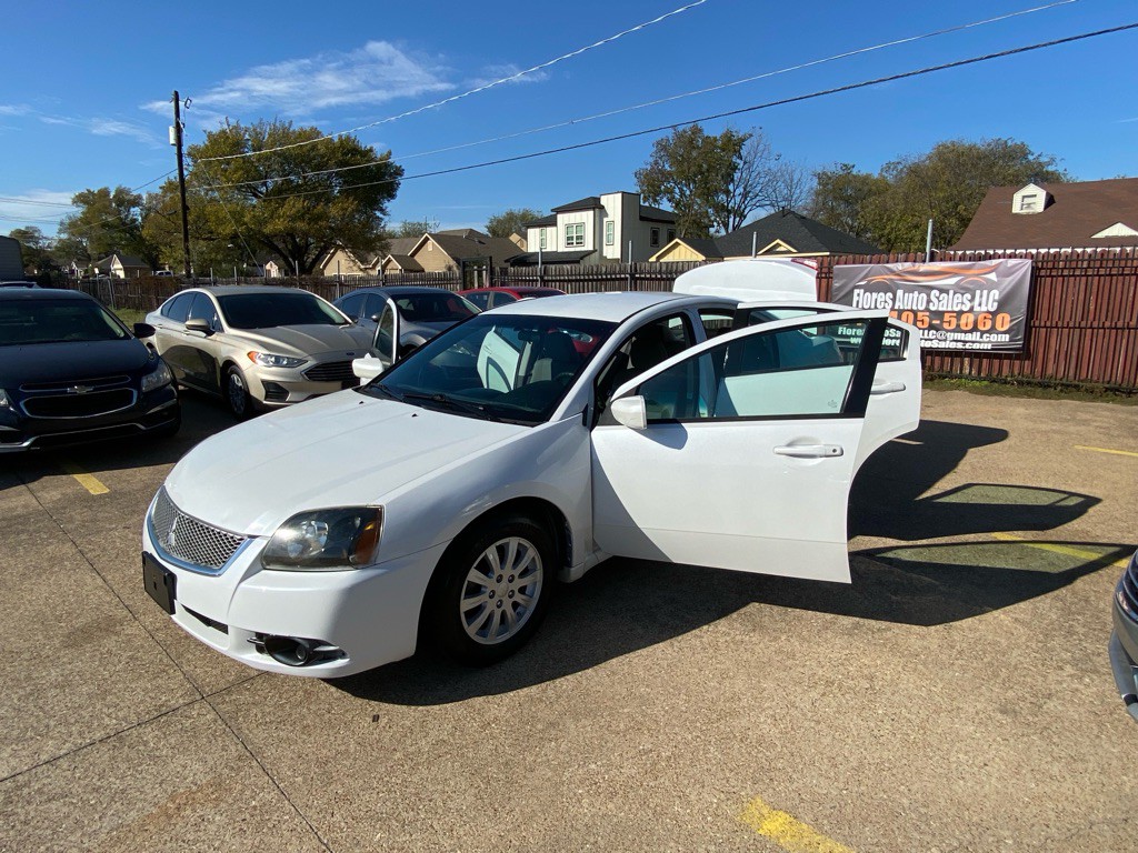 2011 Mitsubishi Galant Image 9