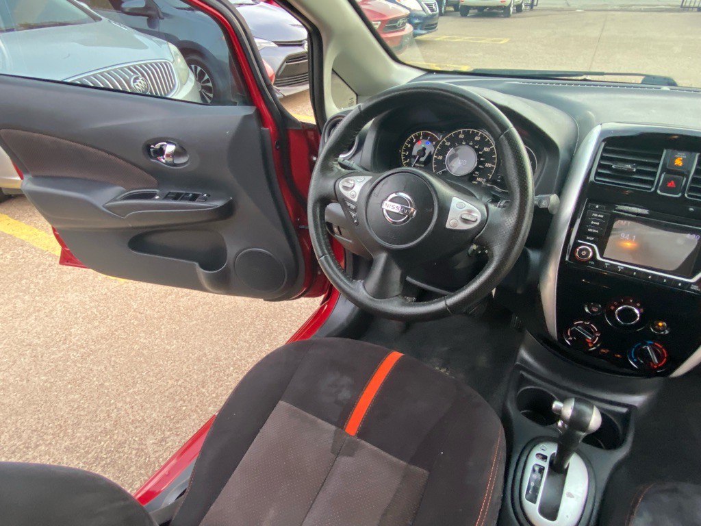 2015 Nissan Versa Image 23
