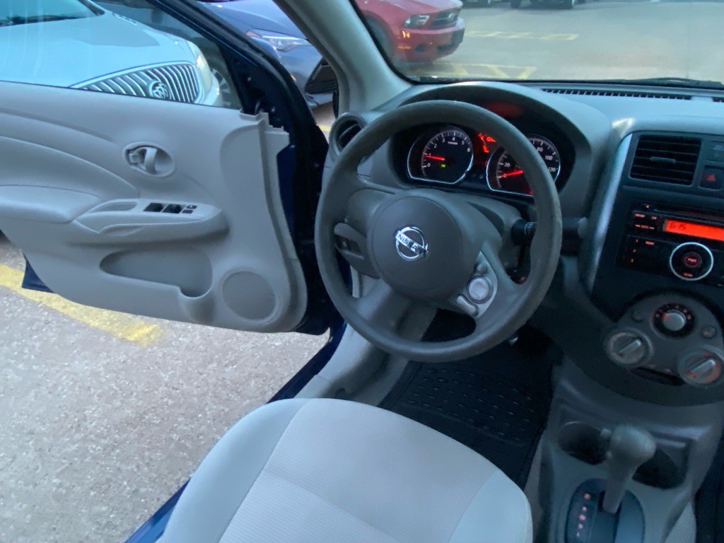 2012 Nissan Versa Image 23
