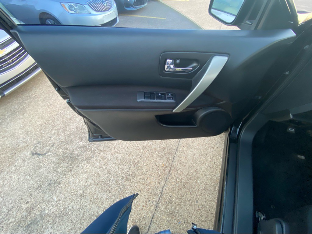 2012 Nissan Rogue Image 13