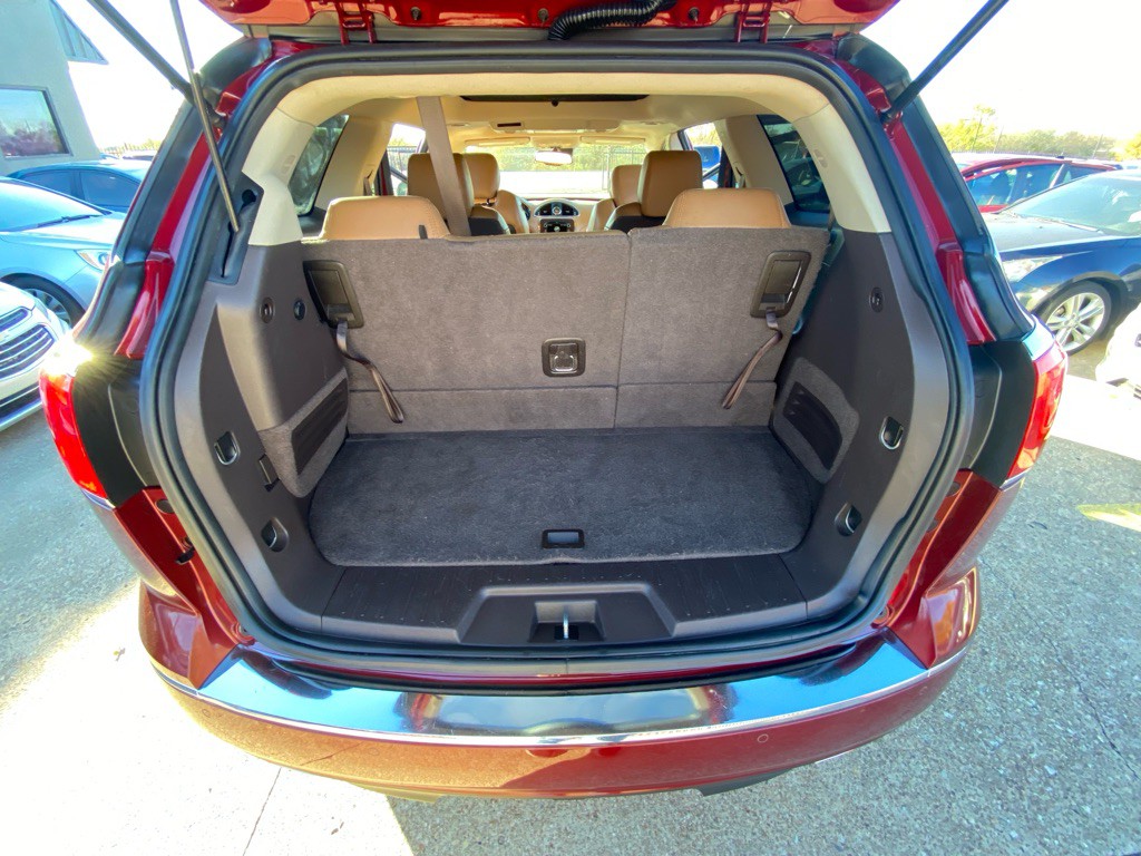 2016 Buick Enclave Image 18