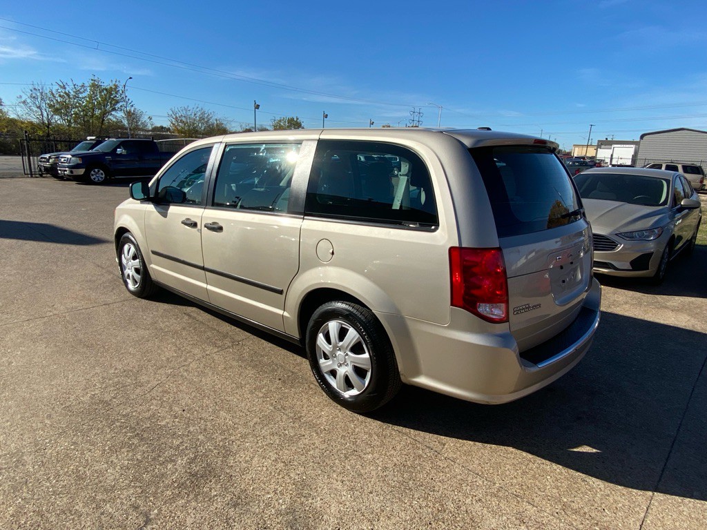 2014 Dodge Grand Caravan Image 4