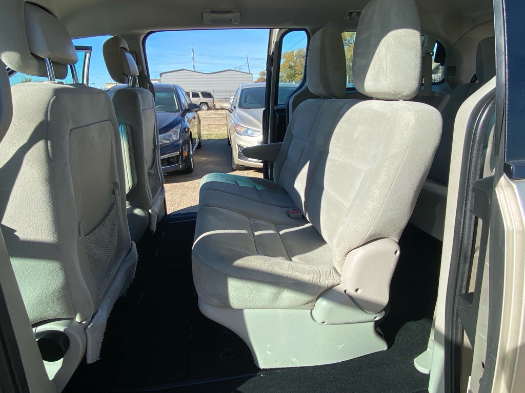 2014 Dodge Grand Caravan Image 16