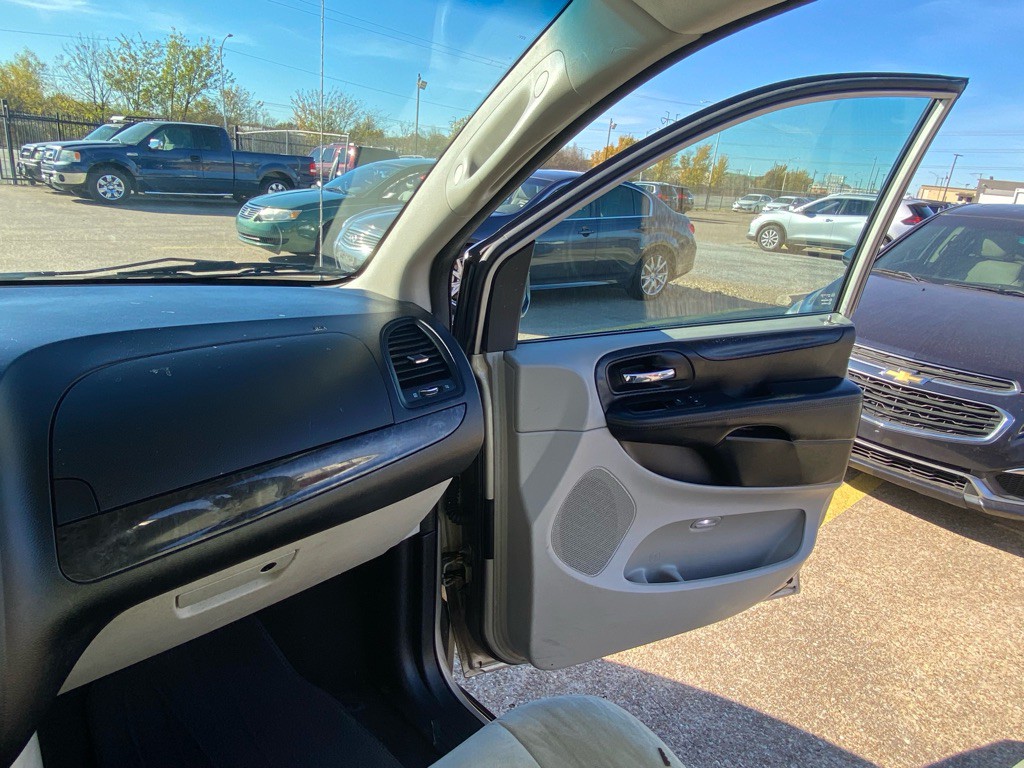 2014 Dodge Grand Caravan Image 24