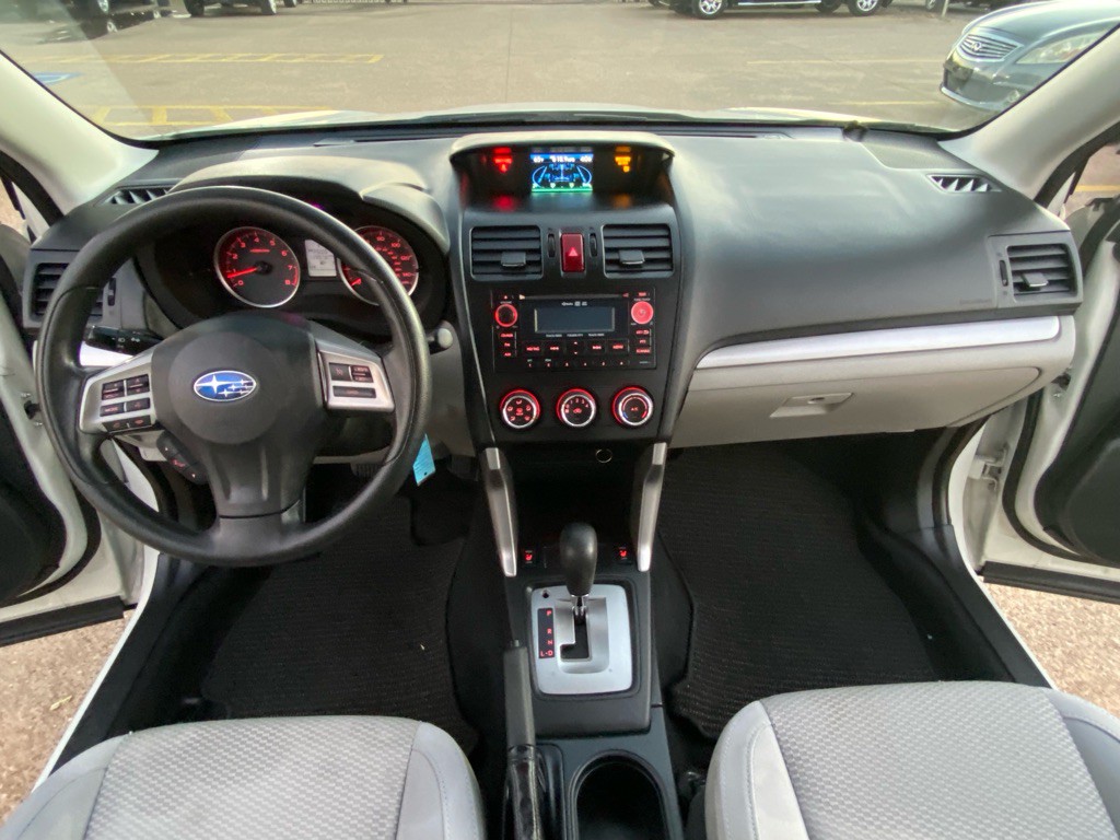 2015 Subaru Forester Image 18