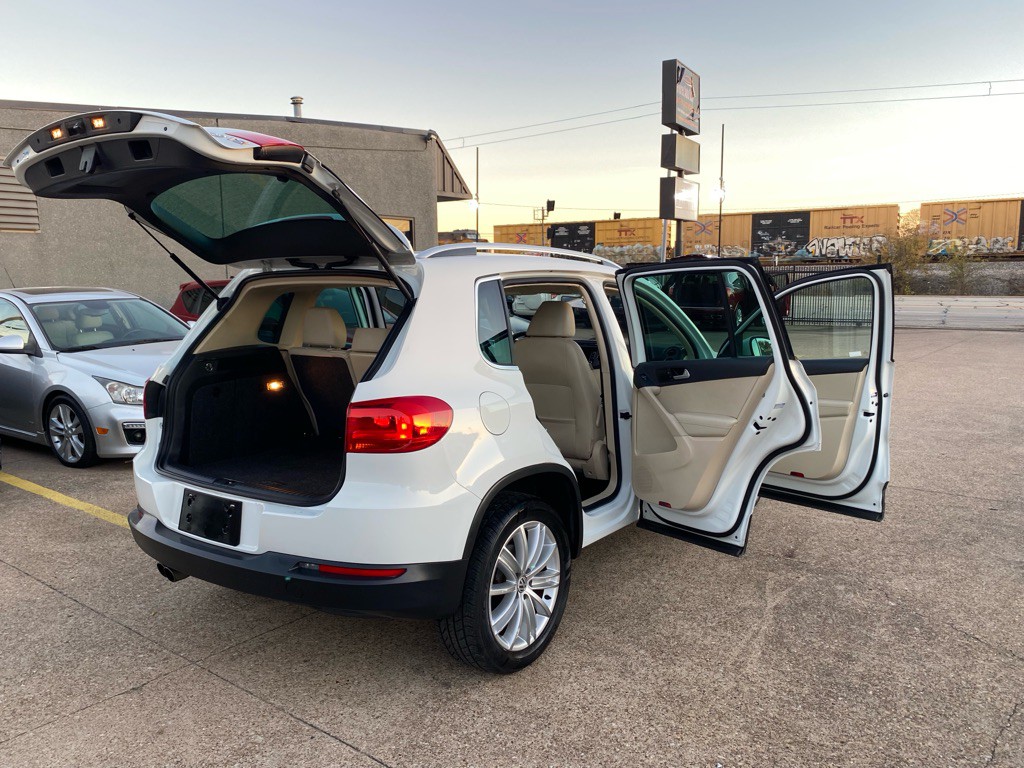 2015 Volkswagen Tiguan Image 12
