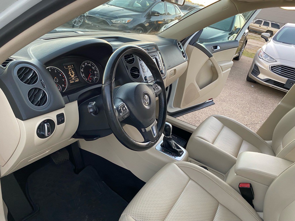 2015 Volkswagen Tiguan Image 14