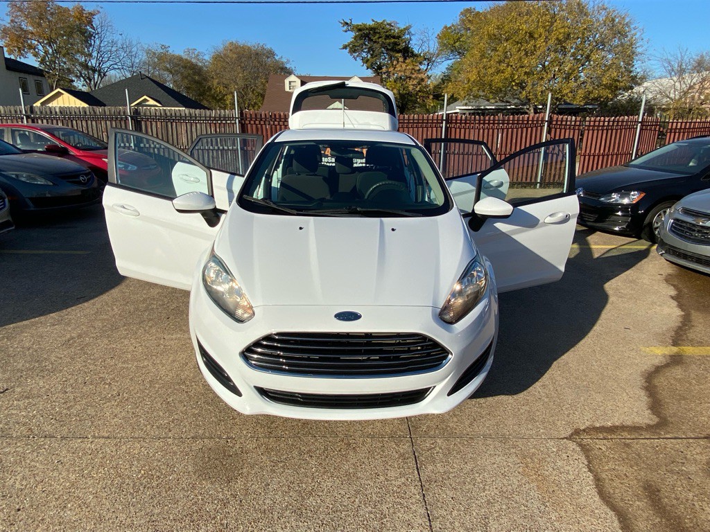 2018 Ford Fiesta Image 8