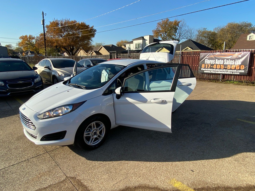 2018 Ford Fiesta Image 9