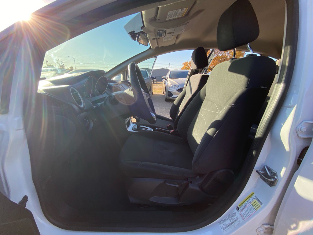 2018 Ford Fiesta Image 15