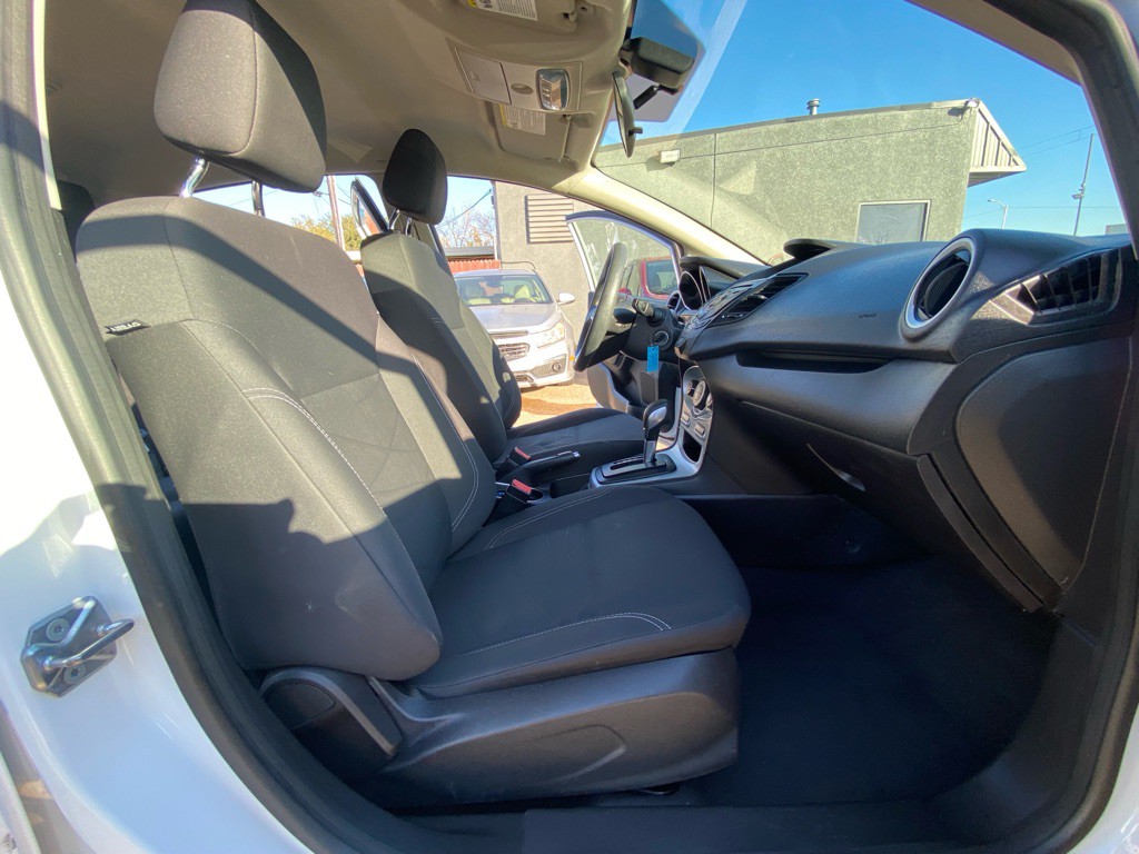 2018 Ford Fiesta Image 19