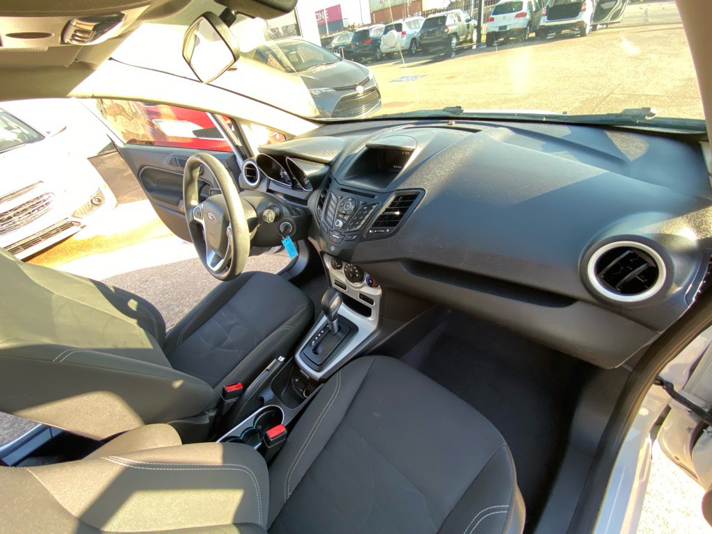 2018 Ford Fiesta Image 20