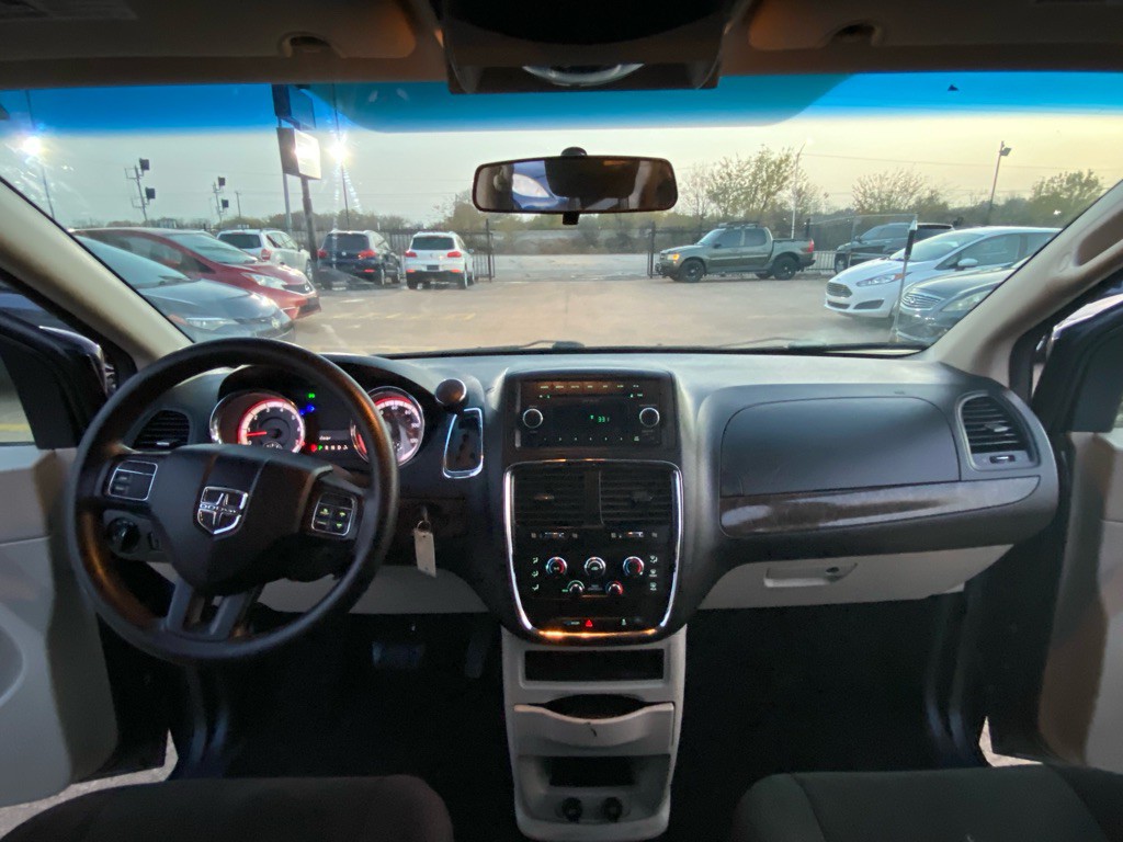 2011 Dodge Grand Caravan Image 22
