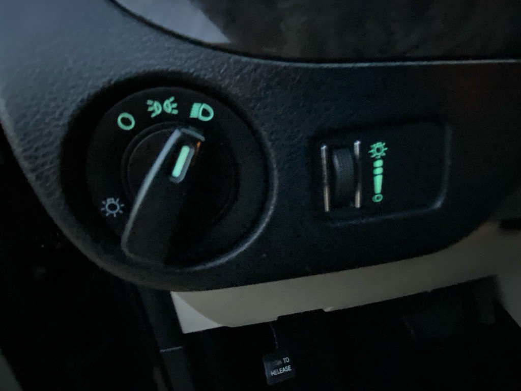 2011 Dodge Grand Caravan Image 26