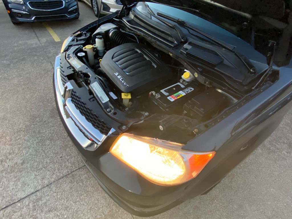 2011 Dodge Grand Caravan Image 31