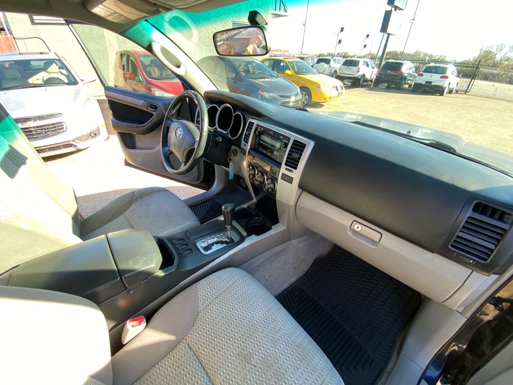 2006 Toyota 4Runner Image 20