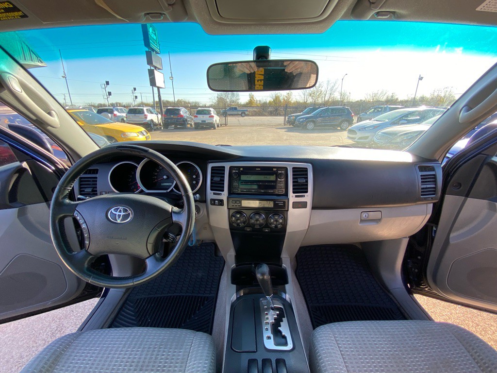 2006 Toyota 4Runner Image 21