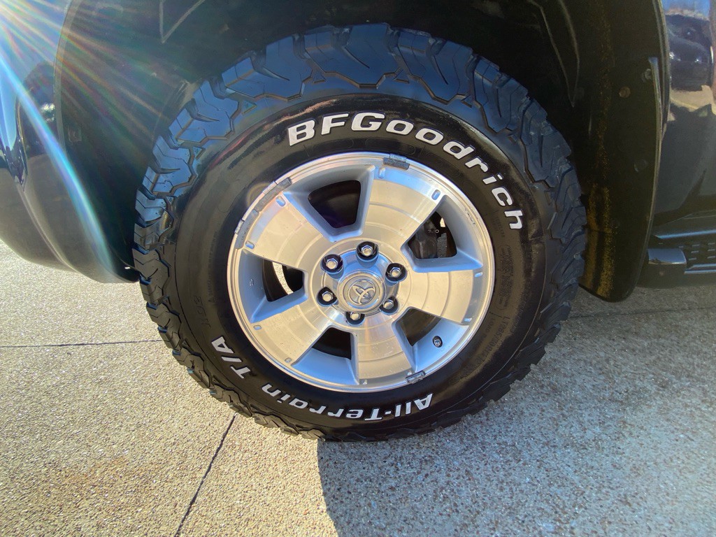 2006 Toyota 4Runner Image 31