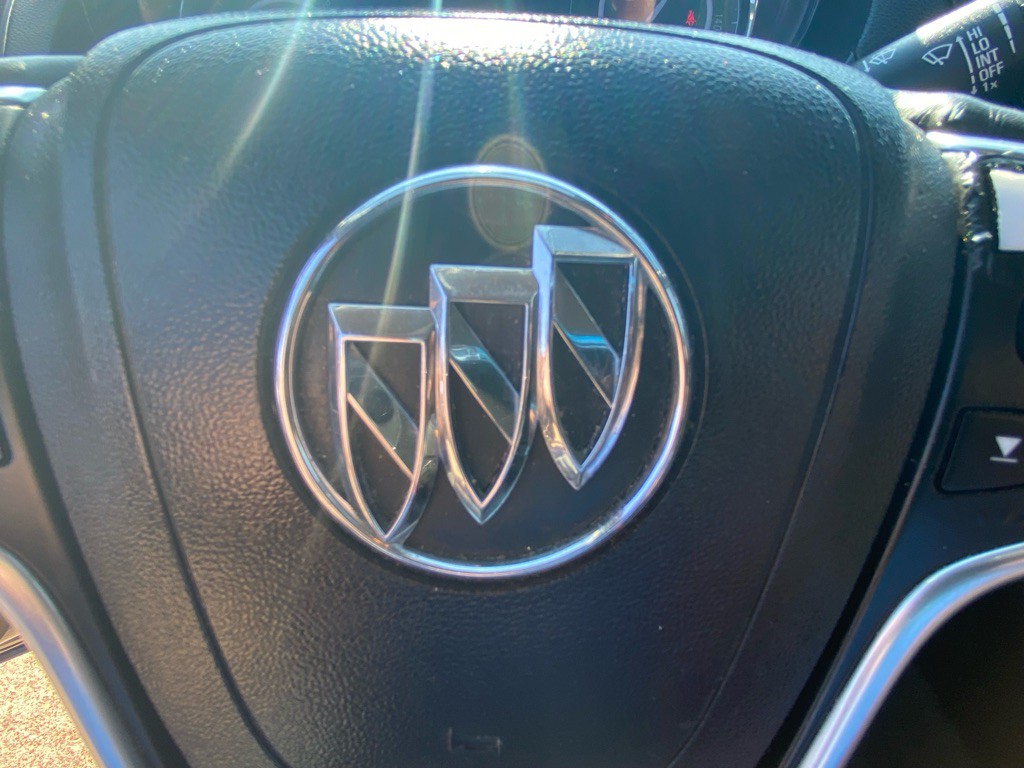 2015 Buick Regal Image 25