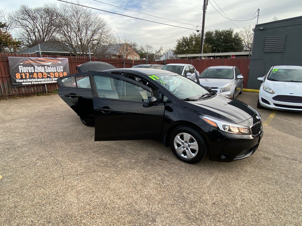 2017 Kia Forte Image 7