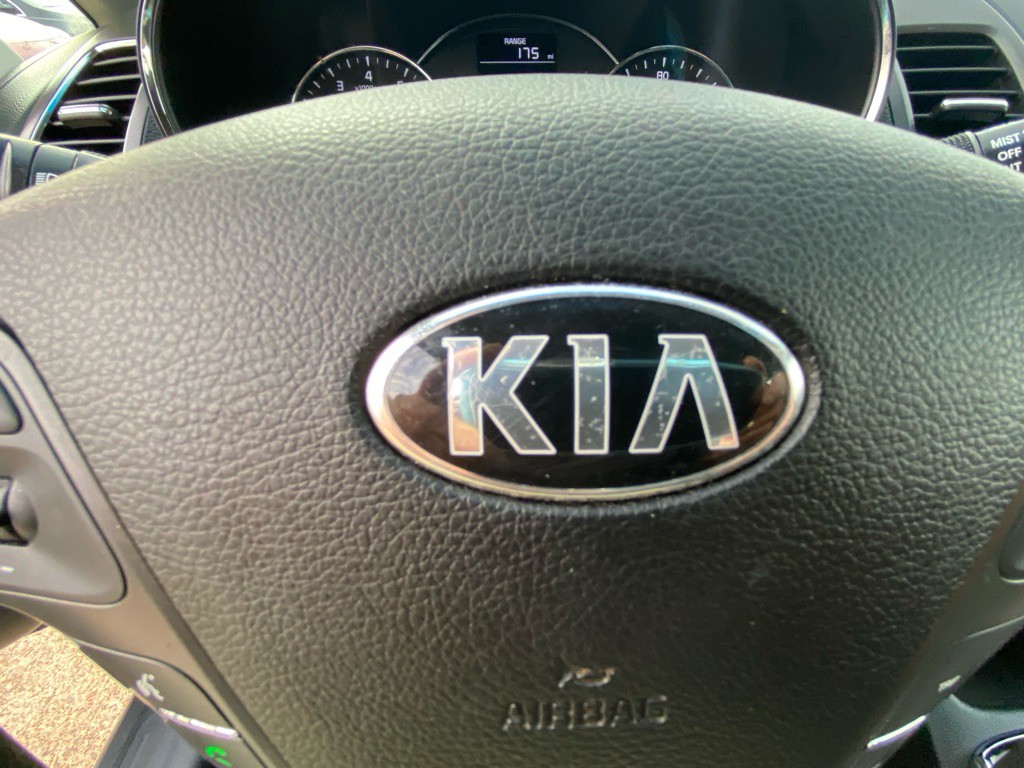 2017 Kia Forte Image 25