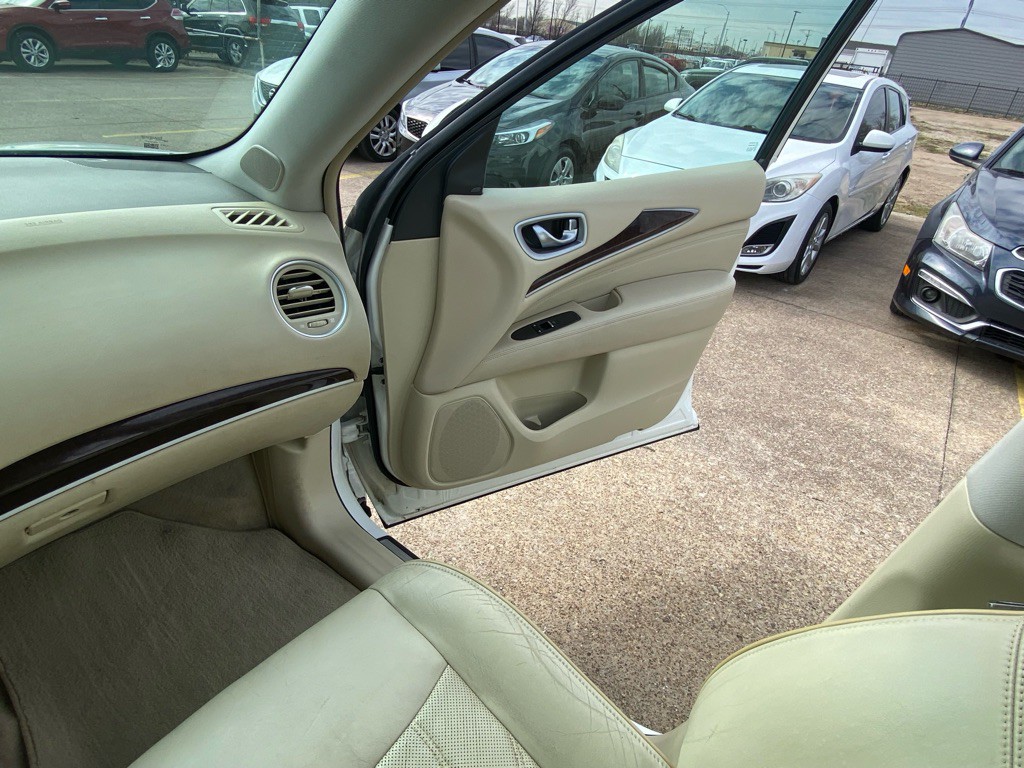 2013 INFINITI JX35 Image 23