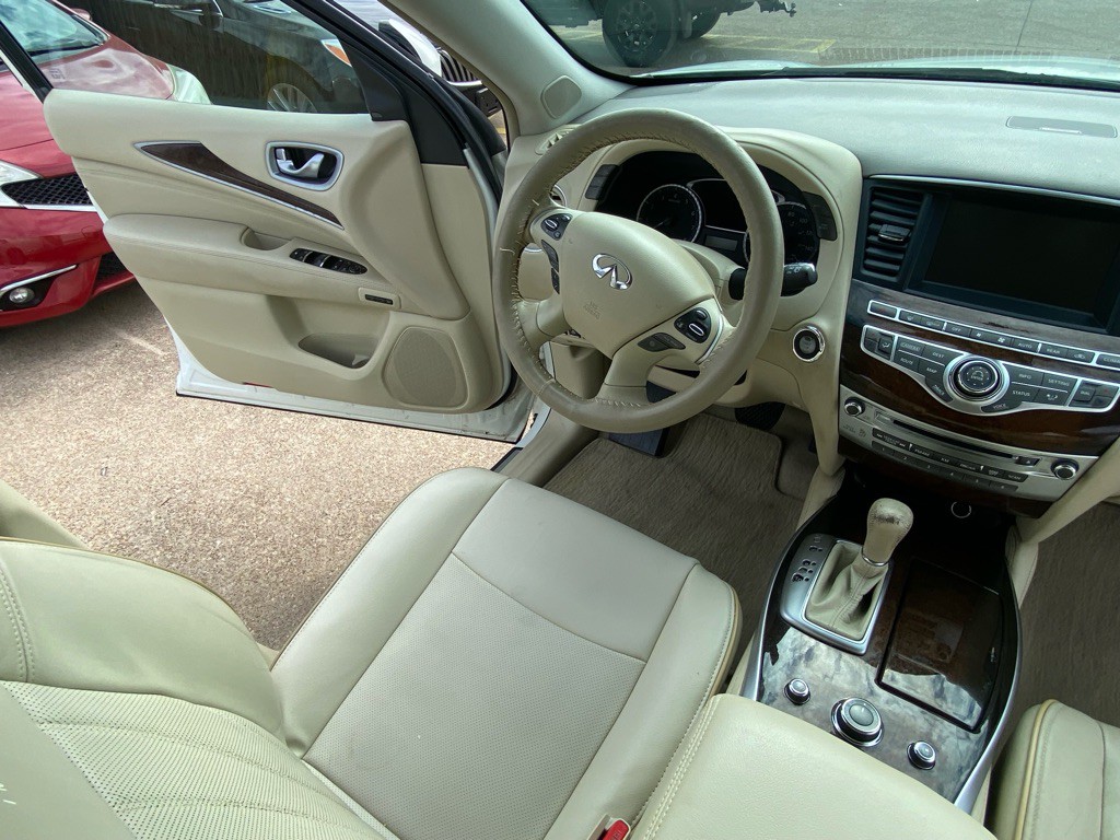 2013 INFINITI JX35 Image 24