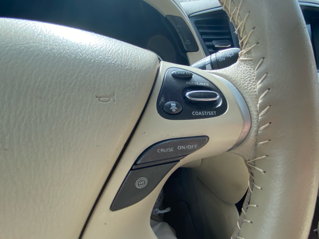 2013 INFINITI JX35 Image 26