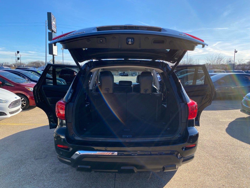 2020 Nissan Pathfinder Image 11