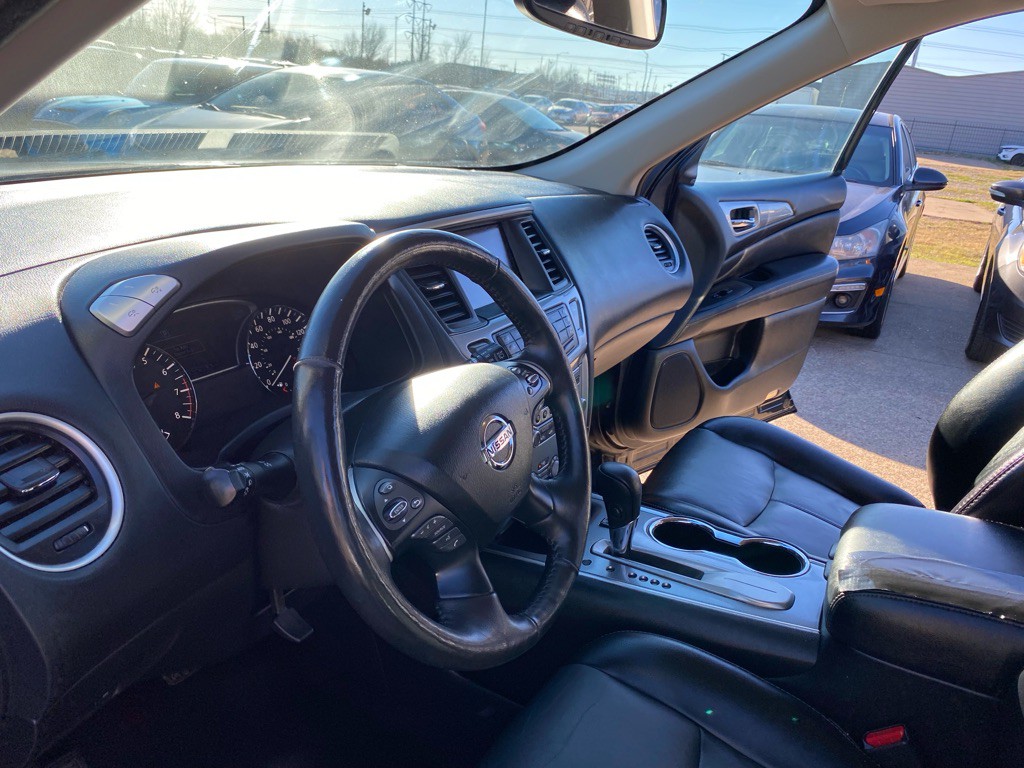 2020 Nissan Pathfinder Image 14